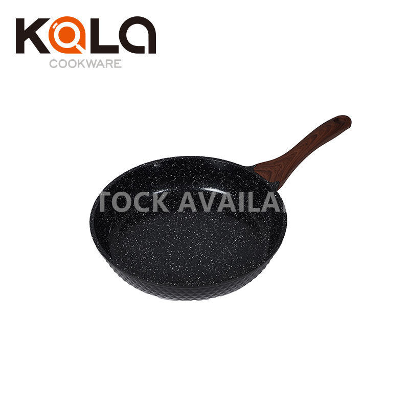 KALA 20-24-28-32cm covered casserole with wooden handles & knob